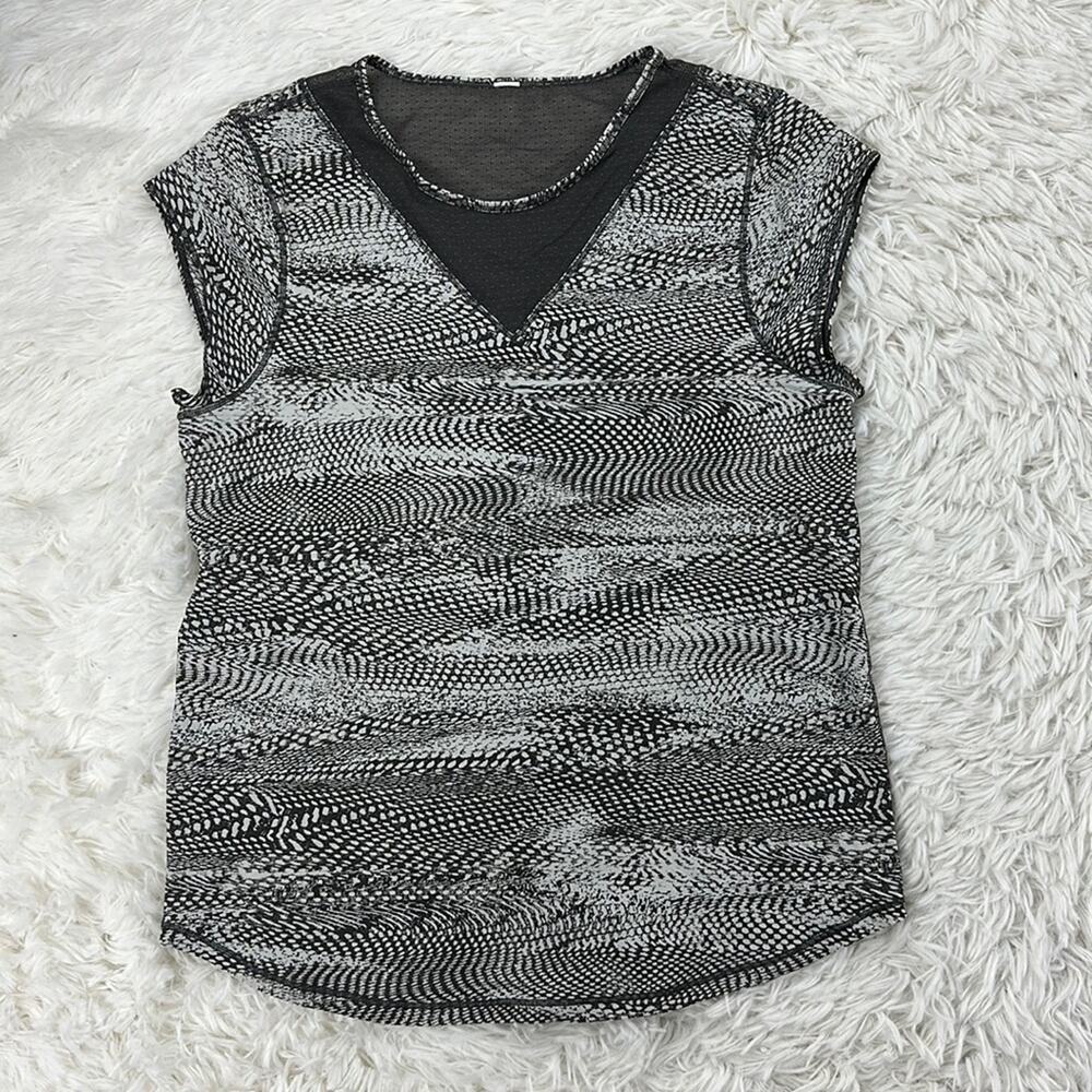 Lululemon For The Run Short Sleeve Swerve Vapor Metal Grey / Metal Grey
